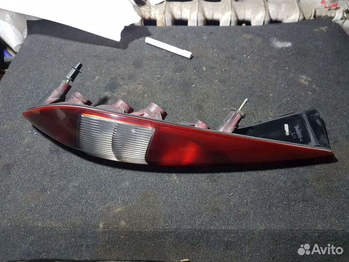 Фонарь задний левый ford mondeo 3 универсал