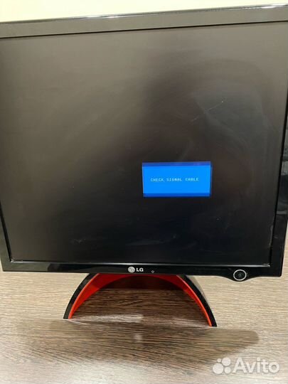 Монитор LG Flatron L1900J