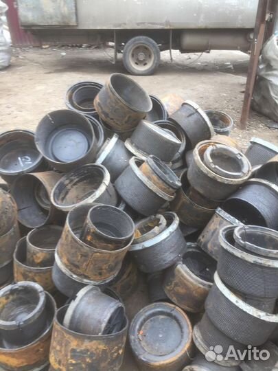 Заглушки от труб пнд б/у