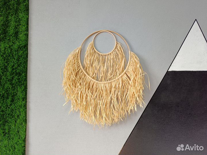 Панно из рафии