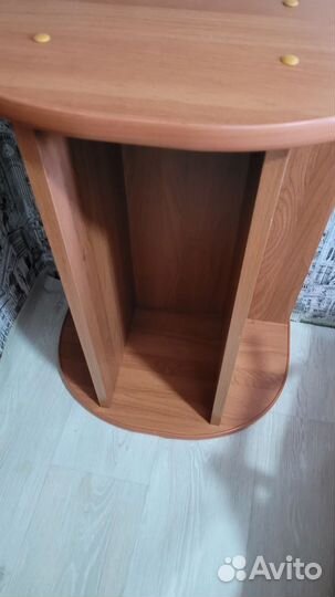 Вешалка настенная