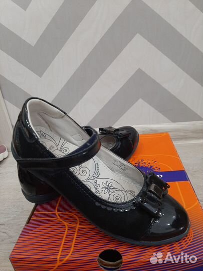 Туфли для девочки 32рр