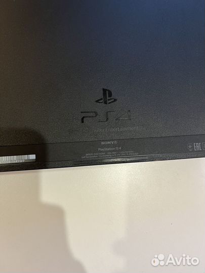 Sony PS4 1tb + 2 геймпада, игры