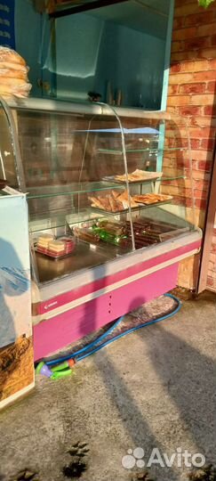 Печь, холодильная витрина и т.д