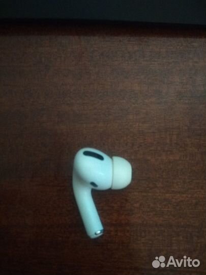 Airpods Pro кейс c левым наушником