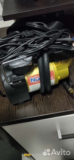 Компрессор (насос) автомобильный