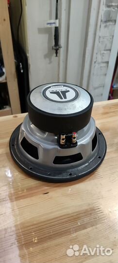 Сабвуфер jl audio 8w3v3-4