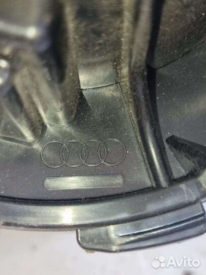 Мотор печки Audi A4 B8