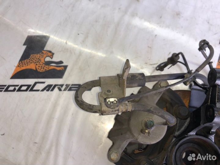 Ступица передняя левая Hyundai Avante G4FD 2011