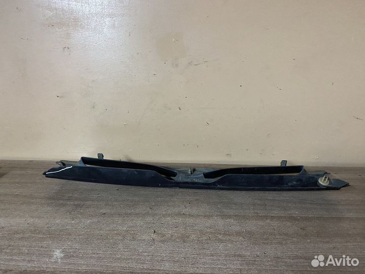 Решетка радиатора ford mondeo 1 1993-1996