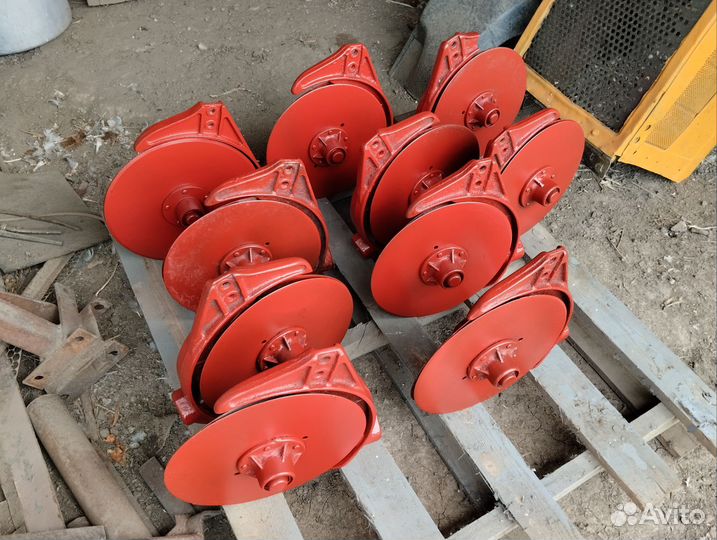 Сошник сеялки сзп