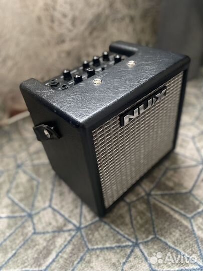 Комбоусилитель