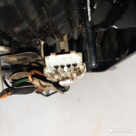 Фонарь задний левый hyundai starex