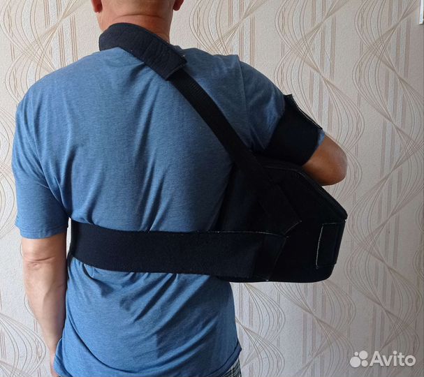 Фиксатор на плечевой сустав с абдукционной подушко