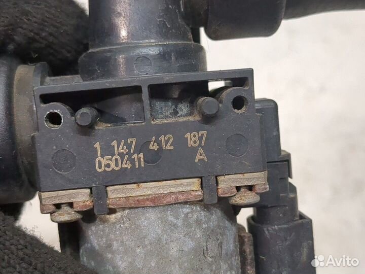 Кран отопителя Nissan Armada, 2005