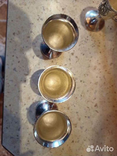 Графин металлический с рюмками