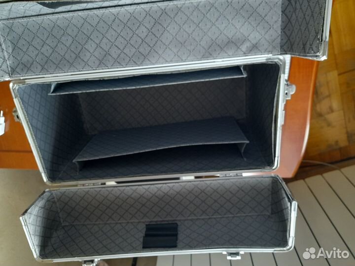 Кейс алюминиевый на колёсиках