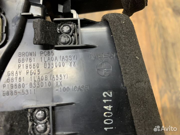 Infiniti QX56/QX80 Дефлектор воздушный LH RH