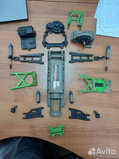 Запчасти на модели Traxxas 2WD