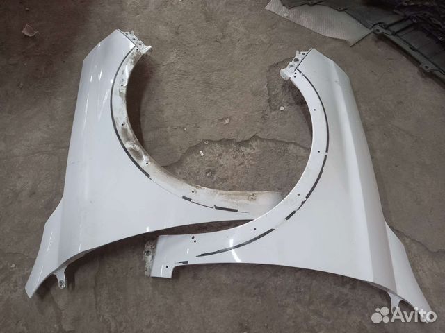 Крыло переднее левое Веста Кросс