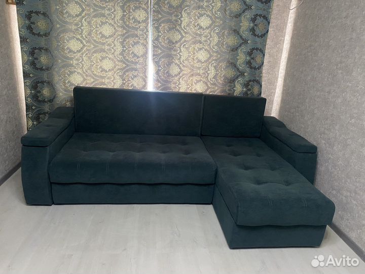 Диван