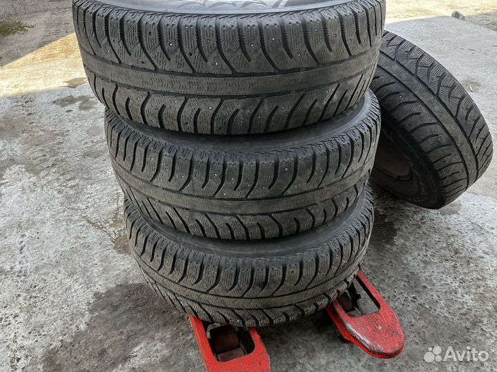 Колеса Mitsubishi Pajero 3 R16