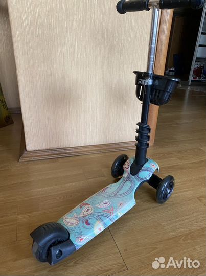 Самокат детский трехколесный светящиеся колеса