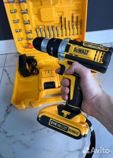 Шуруповерт DeWalt 21V