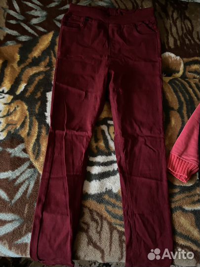 Отдам бесплатно женские вещи