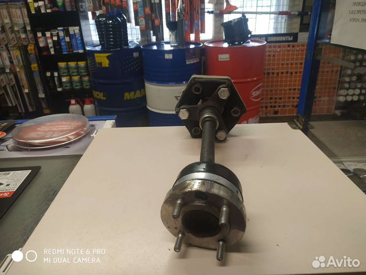 Промежуточный вал раздатки Ваз 2123