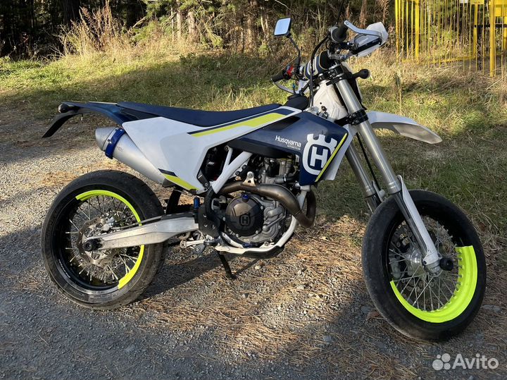 Мотоцикл husqvarna FS450 супермото