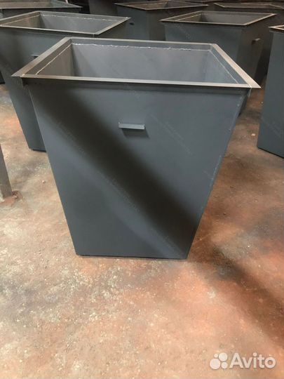 Бак для отходов уличный Арт k1150