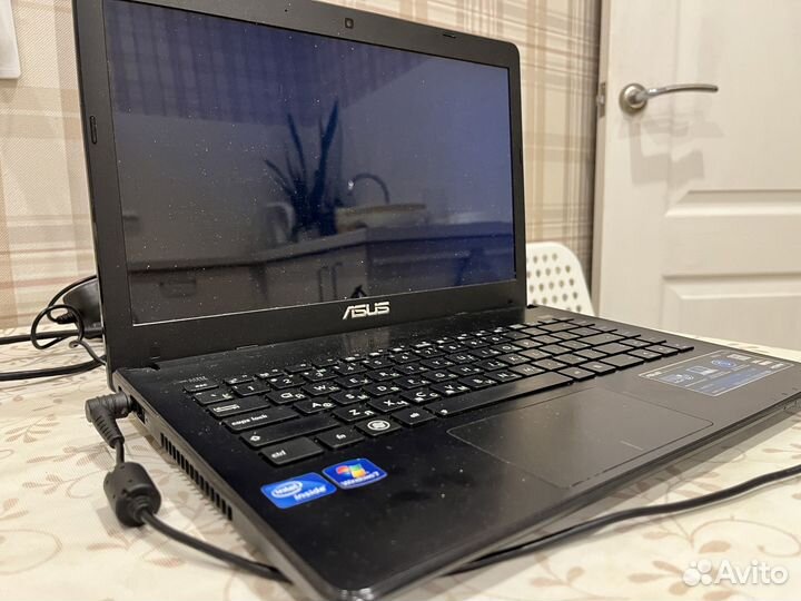 Ноутбук asus