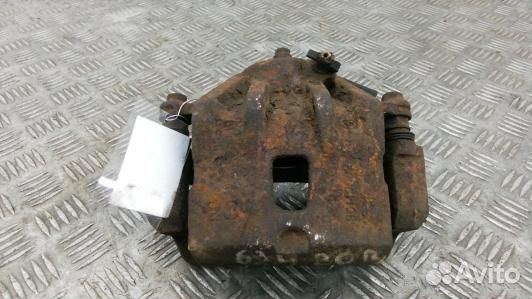 Суппорт тормозной передний правый jeep compass 1