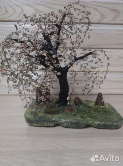 Деревья из бисера