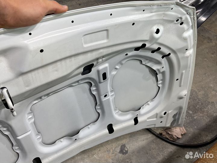 Капот на hyundai Solaris 1