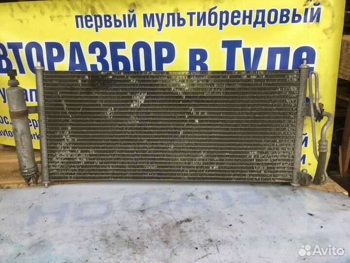 Радиатор кондиционера Nissan Primera P12