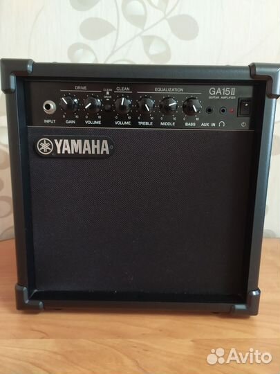 Гитарный комбоусилитель yamaha GA 15 II