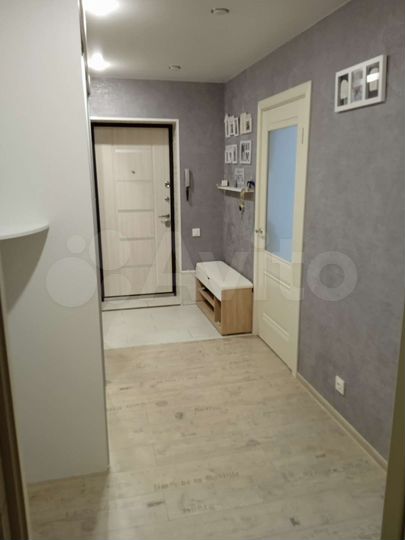 3-к. квартира, 90 м², 2/15 эт.