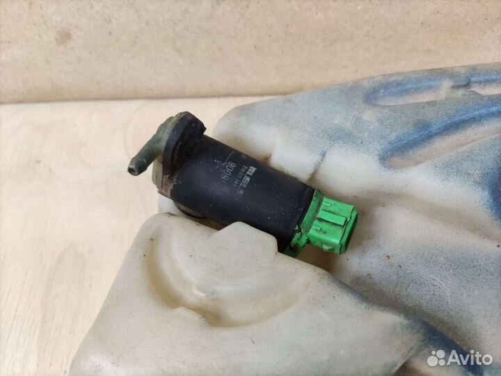 Моторчик омывателя Пежо 206 седан