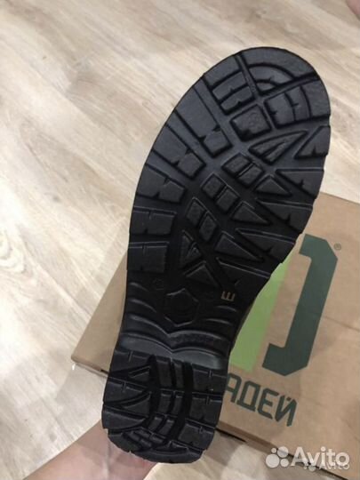 Берцы фарадей