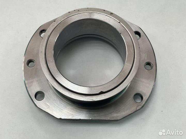 Корпус подшипника ступицы с отражателем соболь 4х4
