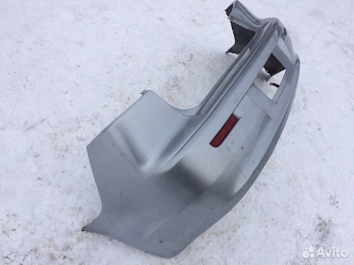 Бампер задний Mitsubishi Lancer 10 седан серебрист