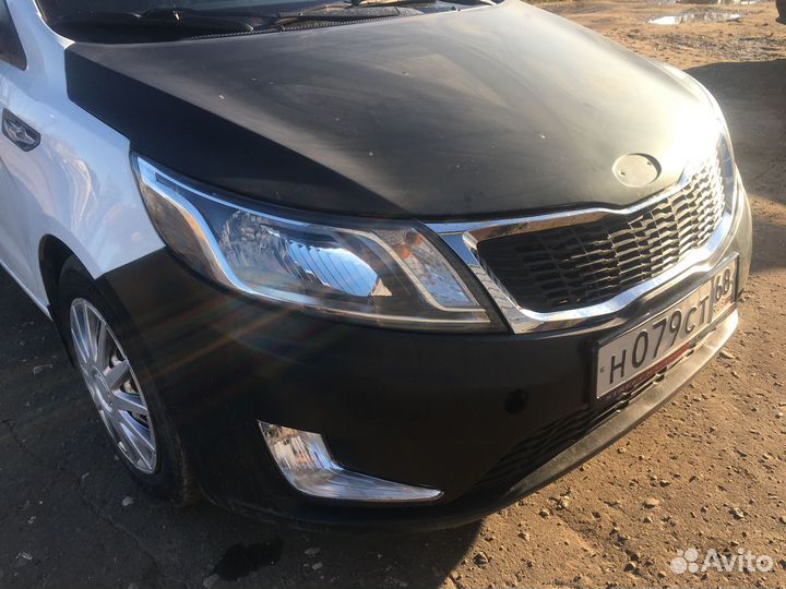 Бампер капот Kia Rio 3