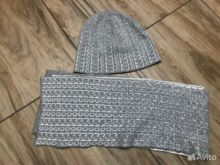 Набор шарф+шапка Calvin Klein Jeans