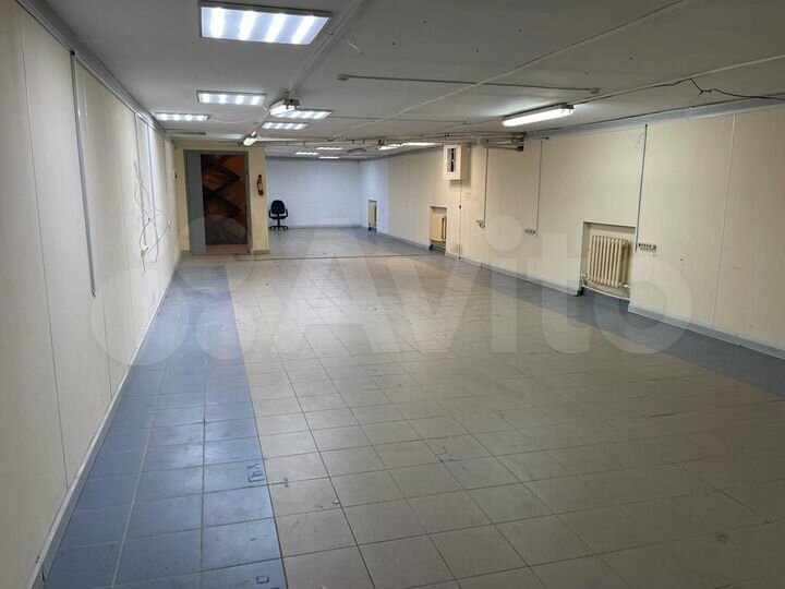 Помещение 180 м² около ТЦ Тандем