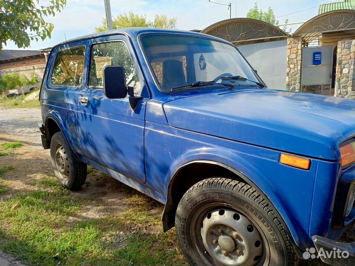 LADA 4x4 (Нива) 1.7 МТ, 2006, 177 000 км