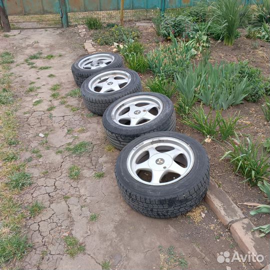 Литые диски с шинами 16r Mitsubishi