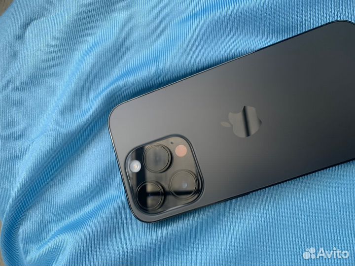 Телефон iPhone 14 pro