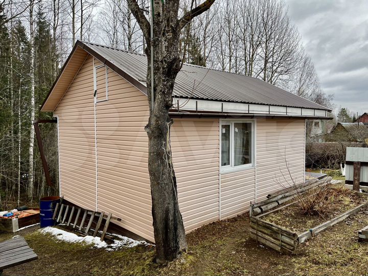 Дача 36 м² на участке 9 сот.